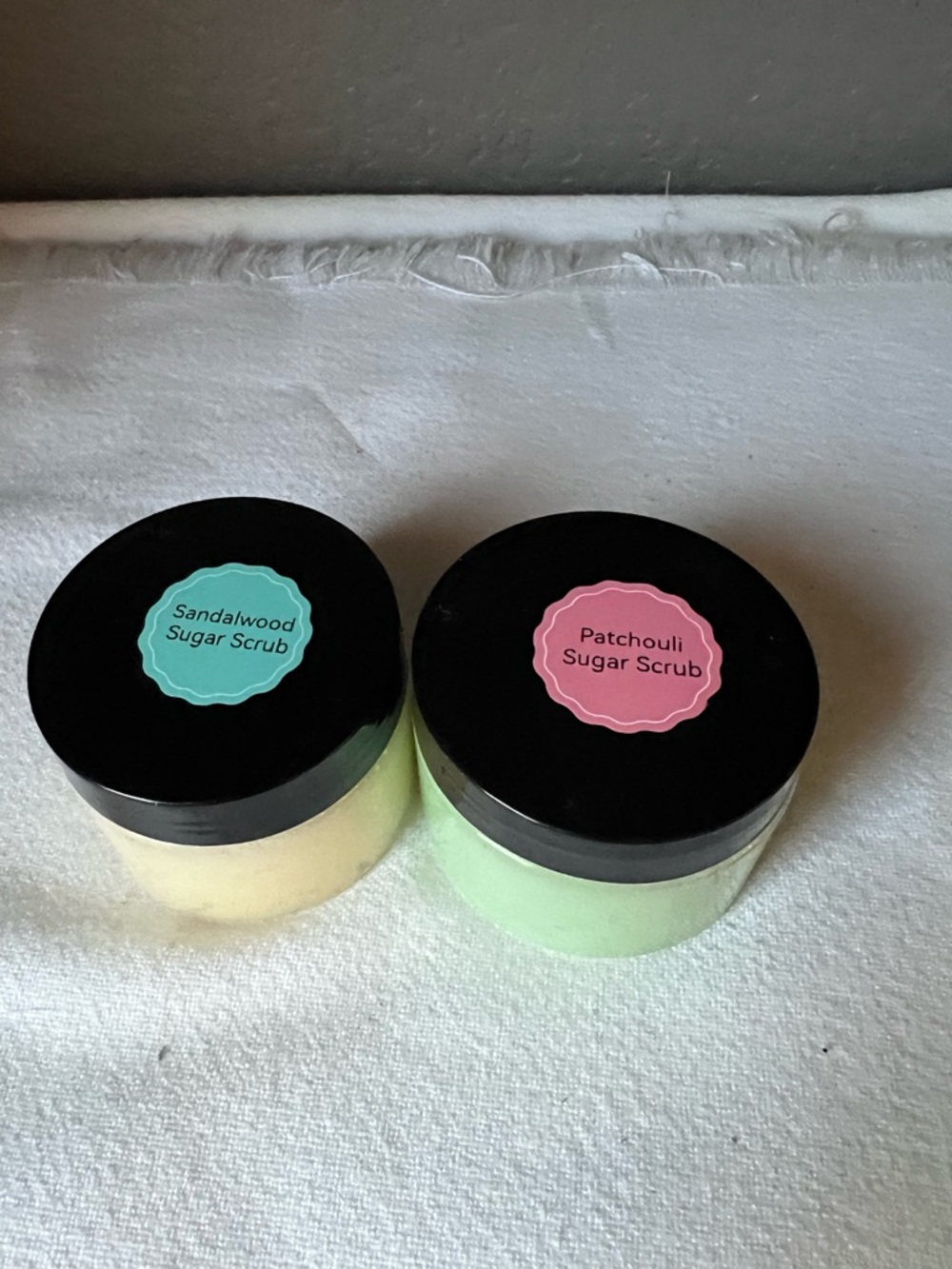 Sandalwood & Patchouli Sugar Scrub Duo - Yellow & Light Green